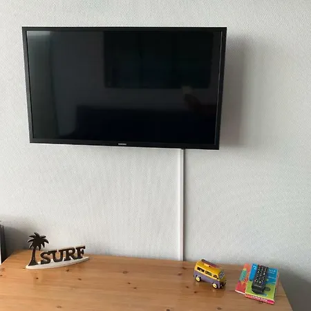 Front De Appartement Lacanau